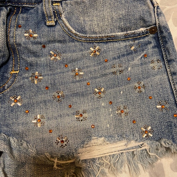 Abercrombie and Fitch shorts - Picture 5 of 5